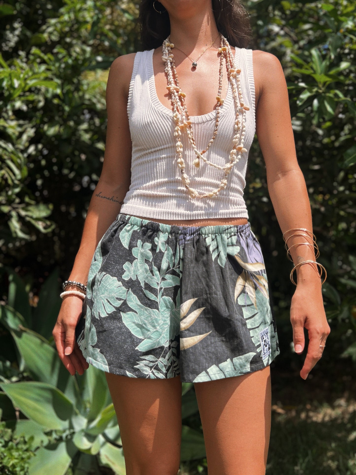 Aloha Beach Shorts | Size M
