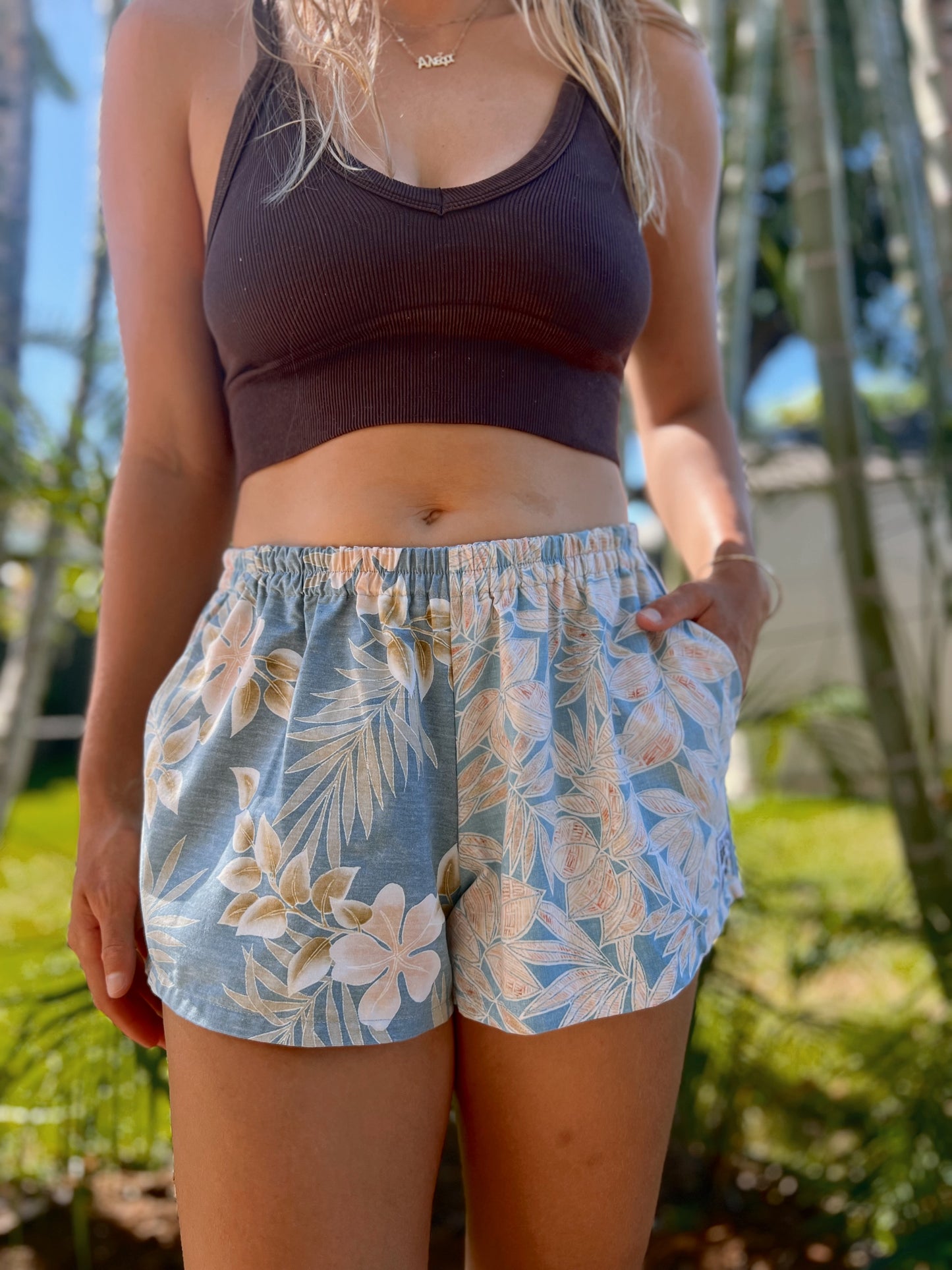 Beach Shorties | Size Medium