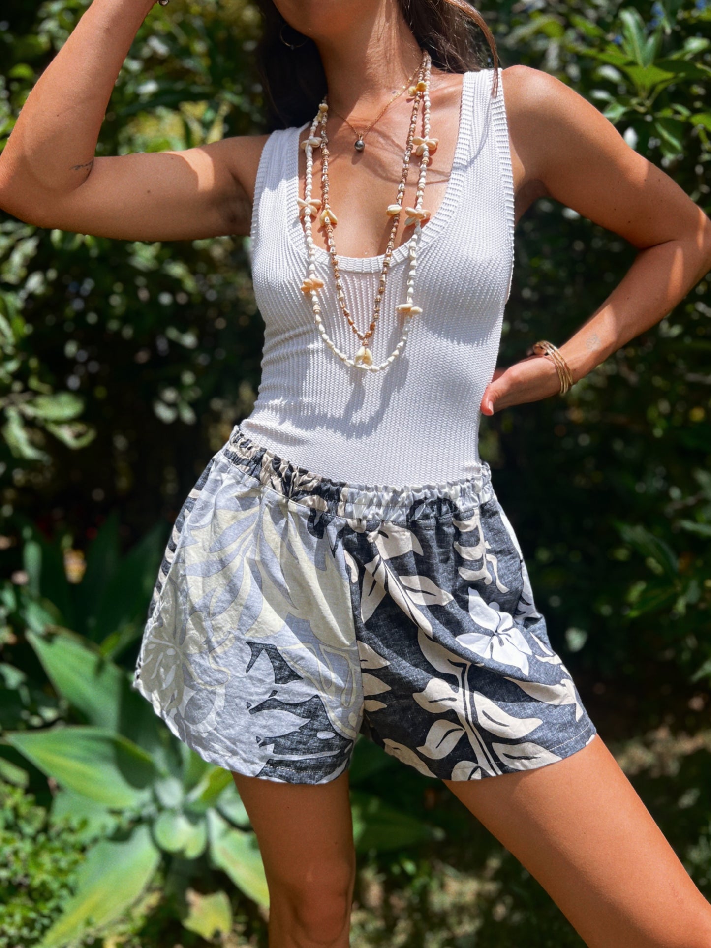 Aloha Picnic Shorts | Size M